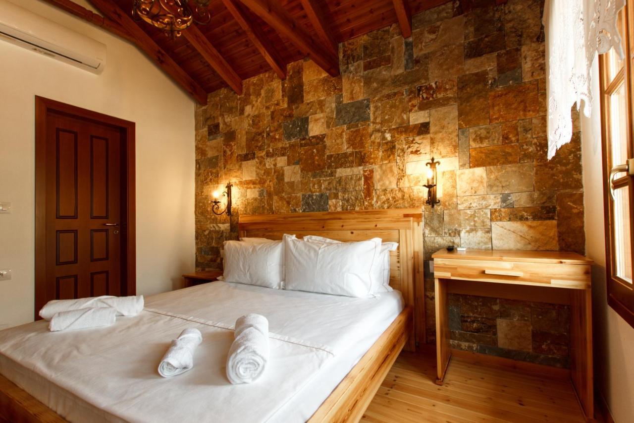 Hotel Sarajet 1821 Gjirokastër Eksteriør bilde