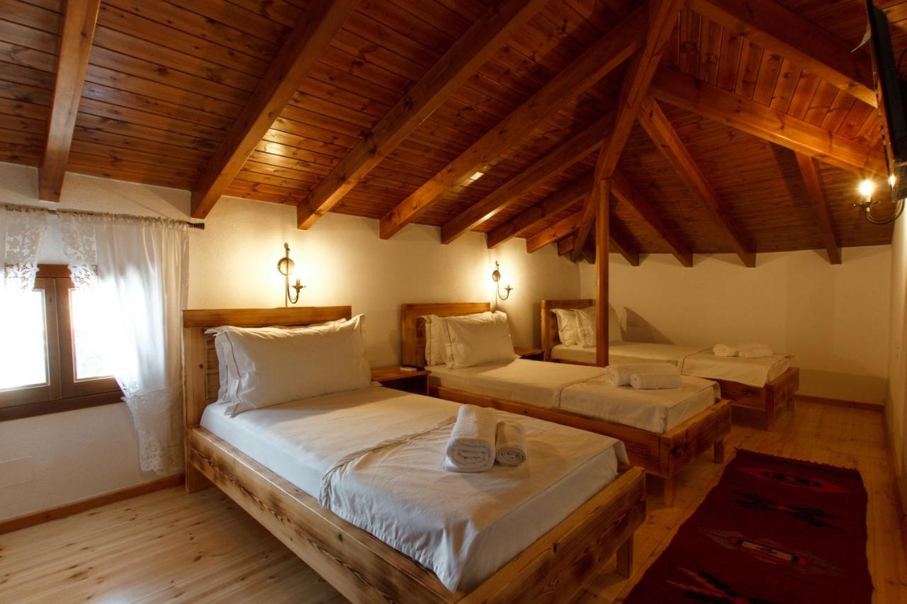 Hotel Sarajet 1821 Gjirokastër Eksteriør bilde
