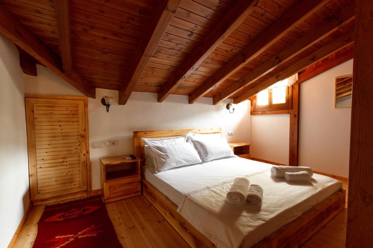 Hotel Sarajet 1821 Gjirokastër Eksteriør bilde
