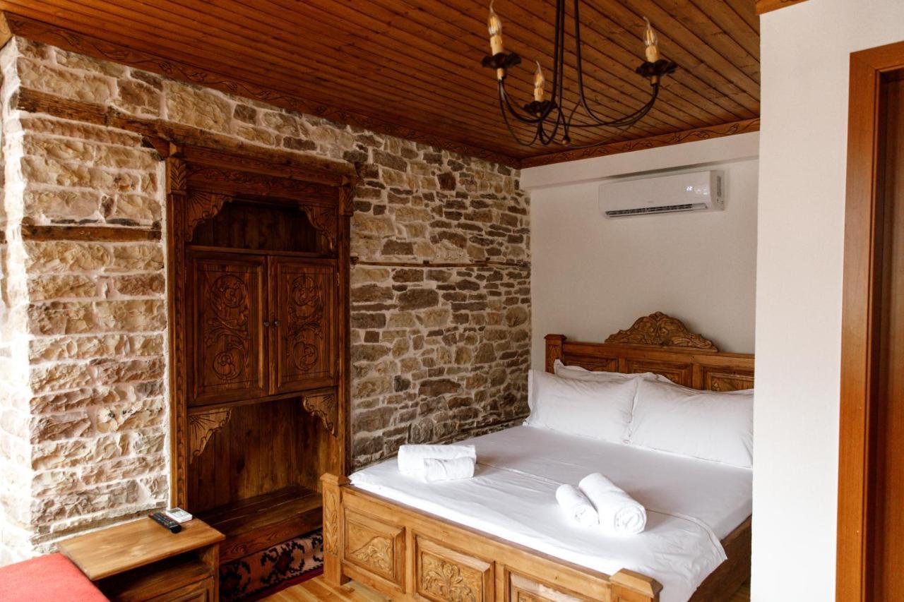 Hotel Sarajet 1821 Gjirokastër Eksteriør bilde